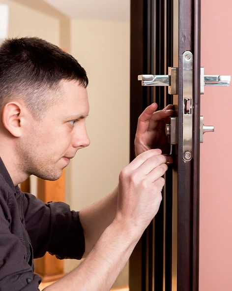 : Professional Locksmith For Commercial And Residential Locksmith Services in Selma, CA